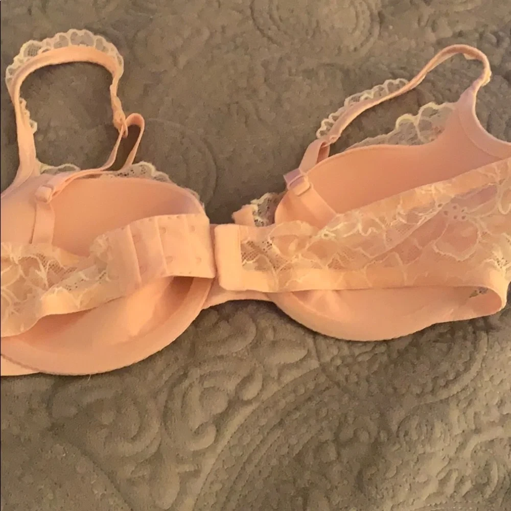 Victoria Secret Bra - Picture 4 of 4